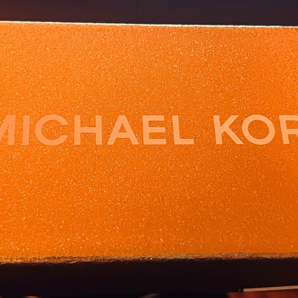 Michael Kors Ivory Belt with Gold MK Buckle size S/M. NIB